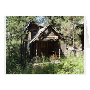 Övergiven Cabin i Skogen Hälsningskort
