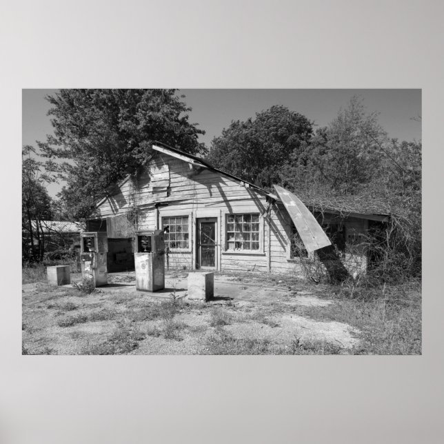 Övergiven gas Station Poster (Framsidan)