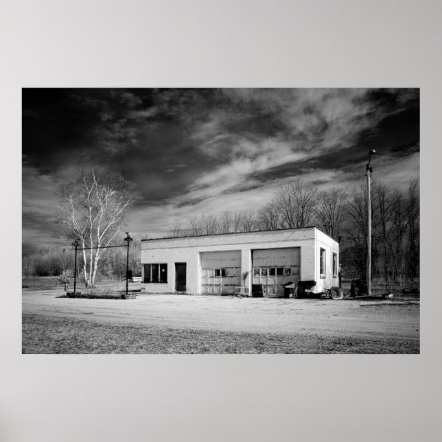Övergiven gas Station Poster (Framsidan)