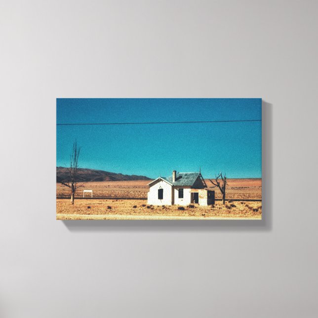 Övergiven järnvägsstation i Namibia Canvastryck (Framsida)