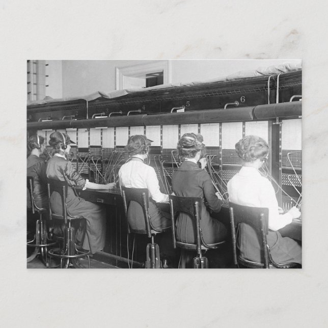 Överkorsade trådar: 1914 vykort (Framsida)