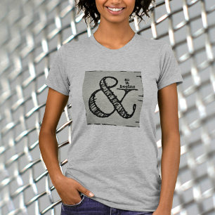 Överkorsymbolen och så att den börjar med Roligten T Shirt