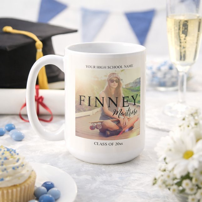 Överlappande text för examensfoto kaffemugg (Graduation photo/text overlay mug)