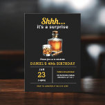 Överraskad 40:e Whiskey Cigar Bourbon-Födelsedagsf Inbjudningar<br><div class="desc">Öka ett glas för att fira i stil med Vuxen Whiskey Bourbon Födelsedagsfest inbjudan. Denna inbjudan är en perfekt för entusiaster av spritdrycker i bra, som har en strålande men sofistikerad utformning som inspirerats av klassiska whiskyetiketter. Med fet typografi och rik, ärliga toner, får det sinnesstämning för en natt av...</div>