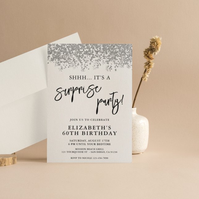 Överraskad Födelsedagsfest oavsett ålder Vit och S Inbjudningar (Skapare uppladdad)