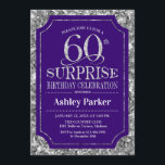 Överraskande 60:e Födelsedagsfesten - Silver Lila Inbjudningar<br><div class="desc">Rustic Surprise 60:e födelsedagshälsinbjudan. Elegantens klassutformning i royalets lila och faux glitter silver mönster. Elegantens skriptteckensnitt för funktioner. Berätta om du behöver anpassa dig ytterligare.</div>