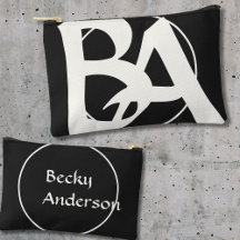 Oversifierad Initialer i vitt och svart