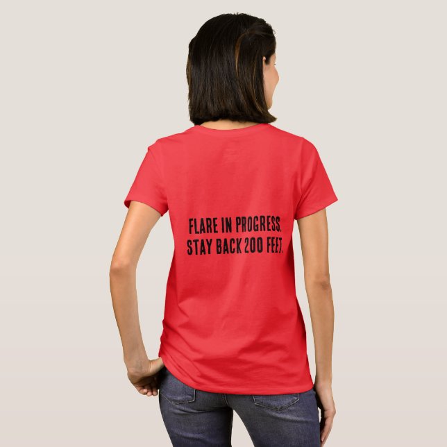 Överstrålning pågår. Stanna 200 fot. T Shirt (Hel baksida)