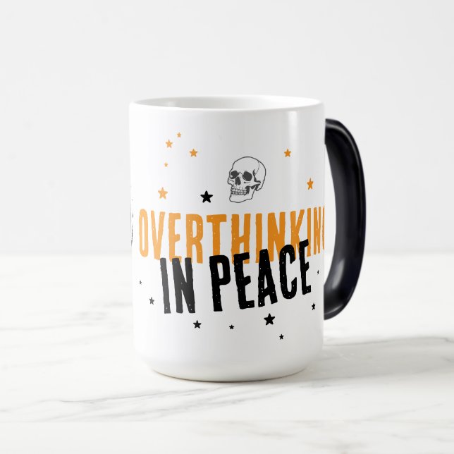 Övertänkande i fred - Zen Skeleton Spooky Season Magisk Mugg (Framsida höger)