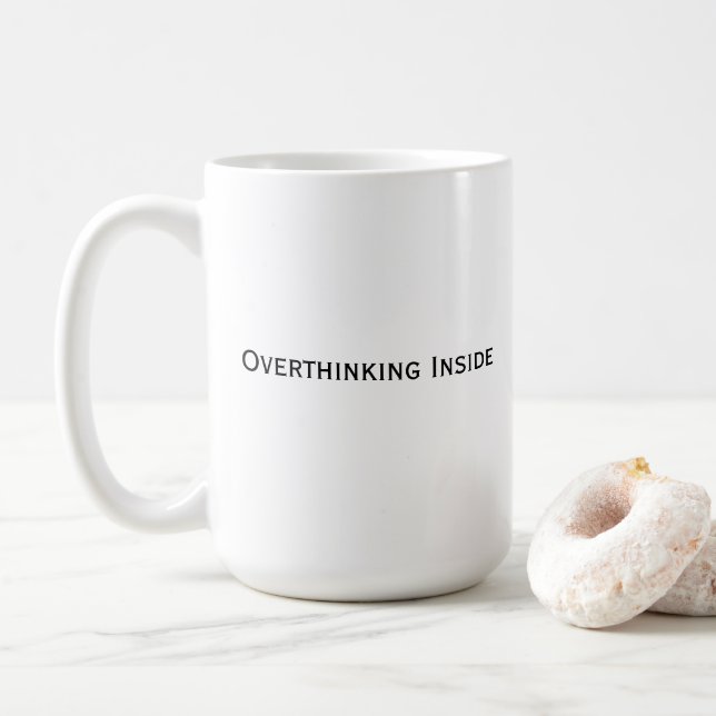 Övertänkande inuti kaffemugg (Med munk)