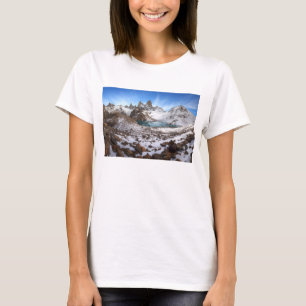 Överträffa av Fitz Roy Tee Shirt