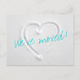 Övervintra rörs vykort med utdragen hjärta i snö