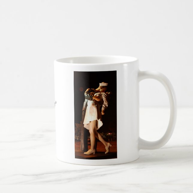 Ovillkorlig överlämnande per natt, "Ovillkorlig... Kaffemugg (Höger)