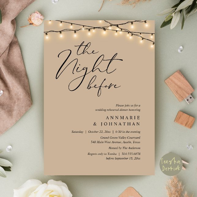 Övningsmiddagen för det romantiska bröllopet kväll inbjudningar (The Night Before Romantic Wedding Rehearsal Dinner Invitation Card in String Lights Brown Tan)