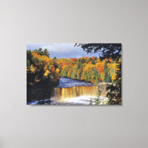 Övre Tahquamenonfallen i UP Michigan på hösten Canvastryck