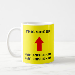 "ÖVRIG SIDA!" "OH, NEJ!" Humoristisk varning Kaffemugg