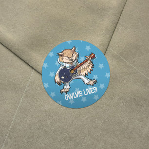 Owlvis Lives! Guitar Uggla i Jumpdräkt Tecknad Runt Klistermärke