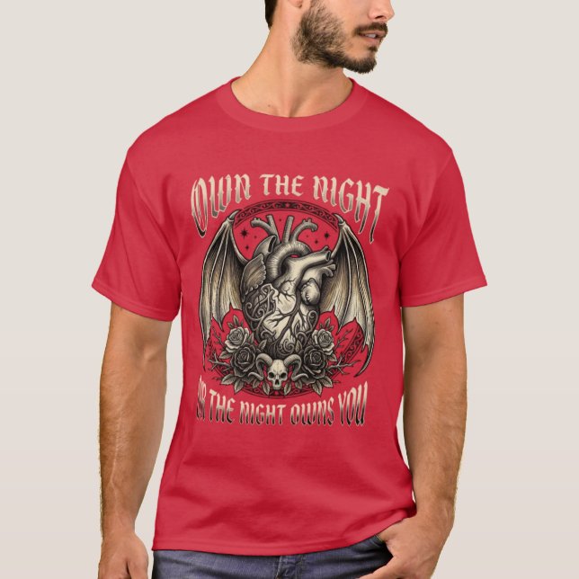 Own The Night - Gotiskt Hjärta & Fladdermusvinge T Shirt (Framsida)
