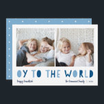 Oy to the World | 2 Foto Hanukkah Julkort<br><div class="desc">Det vita Hanukkah-fotokortet har två av dina favoritfoton i en familj i fyrkantigt format som är placerade sida vid sida. "Oy to the World" visas under i blått urklipp. Anpassa till din familj namn eller namn, anpassningsbar hälsning och året längs grund. Ett lustigt och modernt Hanukkah-kort designat för att ge...</div>