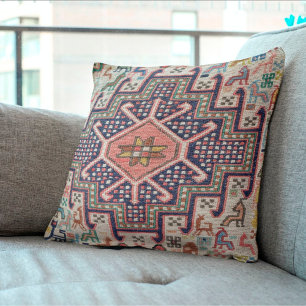Oyster Pink Anatolian Pattern Turkish Kilim Rug Kudde