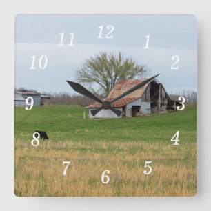 Ozark Old Farm Wall Clock Fyrkantig Klocka