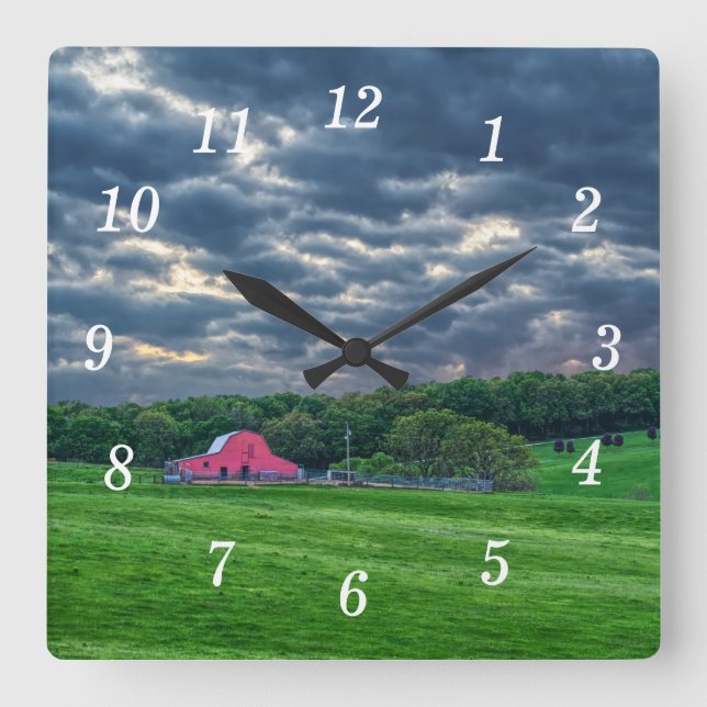 Ozarks Cloudy Farm Sunset Wall Clock Fyrkantig Klocka (Framsida)