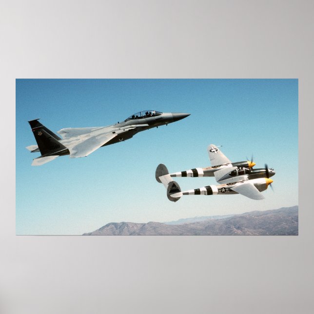 P-38 Ljusande F-15 Eagle Poster (Framsidan)