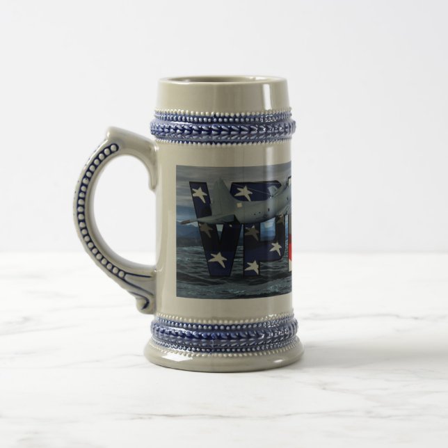 P-3 Orion Beer Stein Sejdel (Vänster)