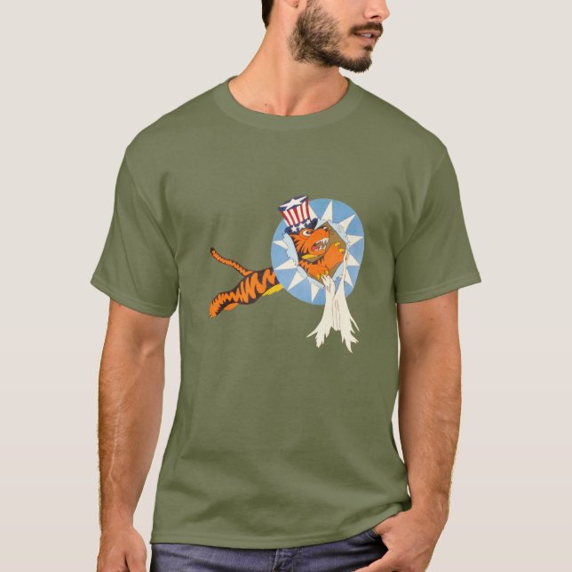 P-40 Warhawk Fighter Flygplan T-Shirt (Framsida)