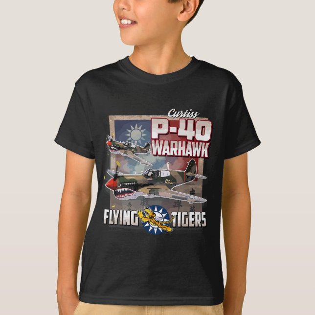 P-40 Warhawk Flies Tigers T Shirt (Framsida)