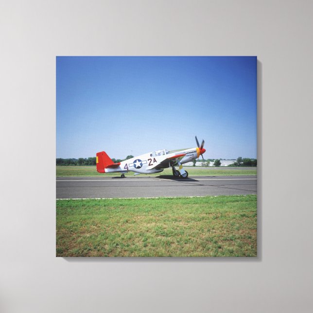 P-51 C Tuskegee Red Tail flygplan på CAF Air Canvastryck (Framsida)