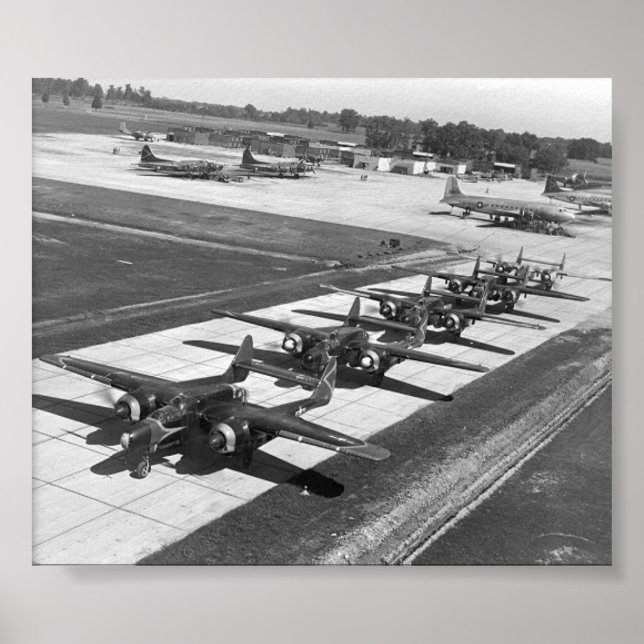 P-61 Svarta änkor Poster (Framsidan)