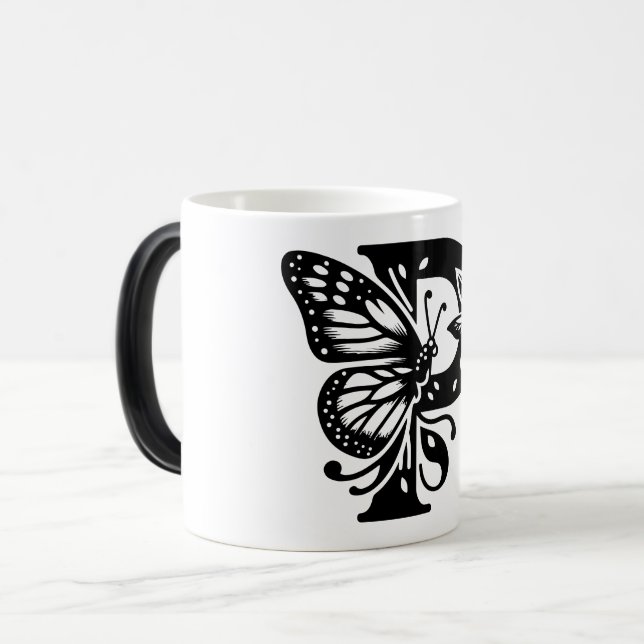 P Alphabet black butterfly Magisk Mugg (Framsida vänster)