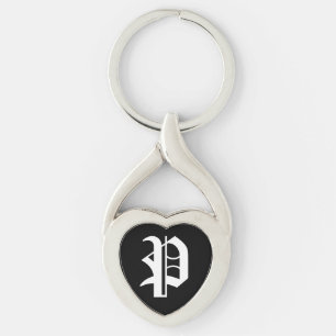 "P" Svart Hjärtnyckelring Twisted Heart Silverfärgad Nyckelring