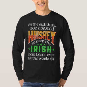 På åttonde dagen Skapat Gud Whiskey St Patrick. T Shirt