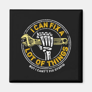 (på baksidan) Jag Kan Fixa Många Saker Men Jag Kan Magnet