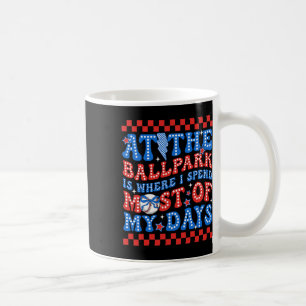 På Byllpark Tillbringar Jag Största Delar Av Mina Kaffemugg