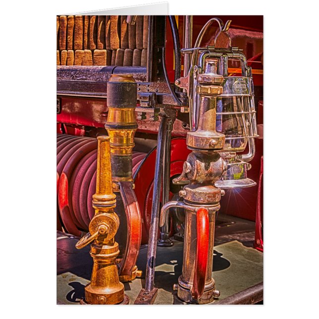 På den gamla brandbilen hälsningskort (Framsidan)