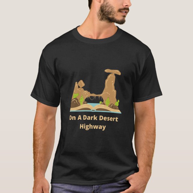 På en Mörk ökenväg (9) T Shirt (Framsida)