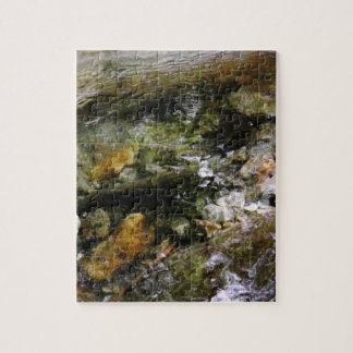 På grunden av ett Vermont bäckpussel Pussel