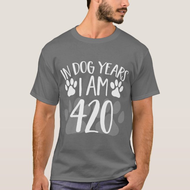 På hundår är jag t shirt (Framsida)