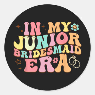 På min Junior Bridesmaid Era Groovy Bride Bröllop Runt Klistermärke