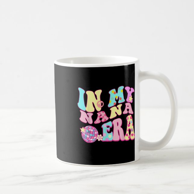 På min Nana Era Sarcastic Groovy Retro Disco Mor Kaffemugg (Höger)