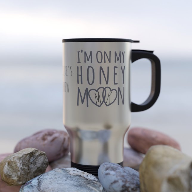 På min smekmånad Entwined Hearts Monogram Brud Resemugg (Perfect travel mug for your honeymoon road trip. Just add your initials)