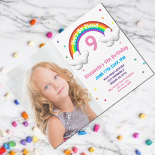 På moln 9! Rainbow Birthday Inbjudningar