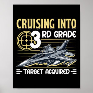 På väg in i 3:e klass jetfighter första dagen till poster