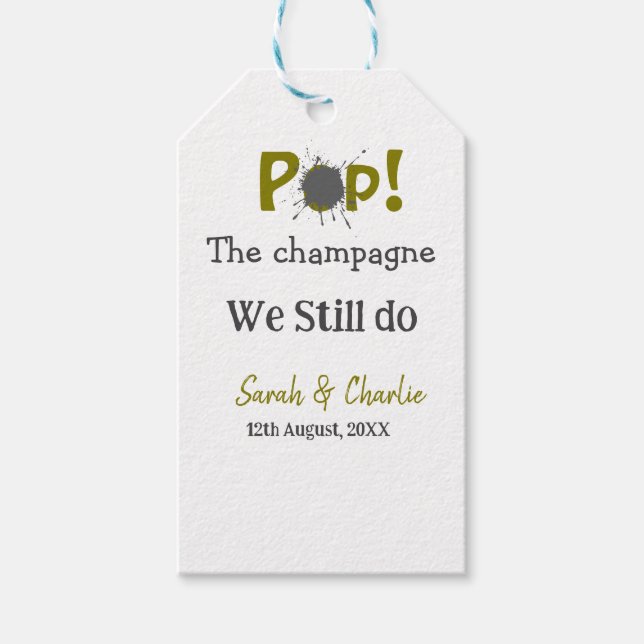 Packa champagnen vi fortfarande gör guld grått-par presentetikett (Framsidan)