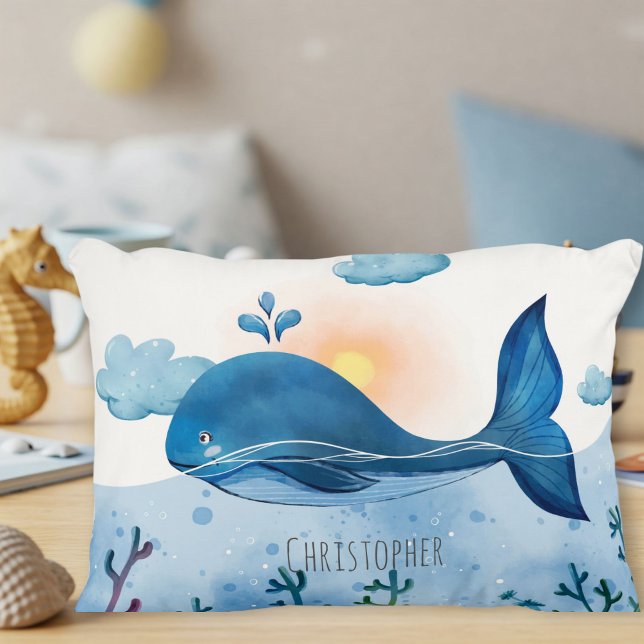 Padded Pillow with Whale Prydnadskudde (Skapare uppladdad)