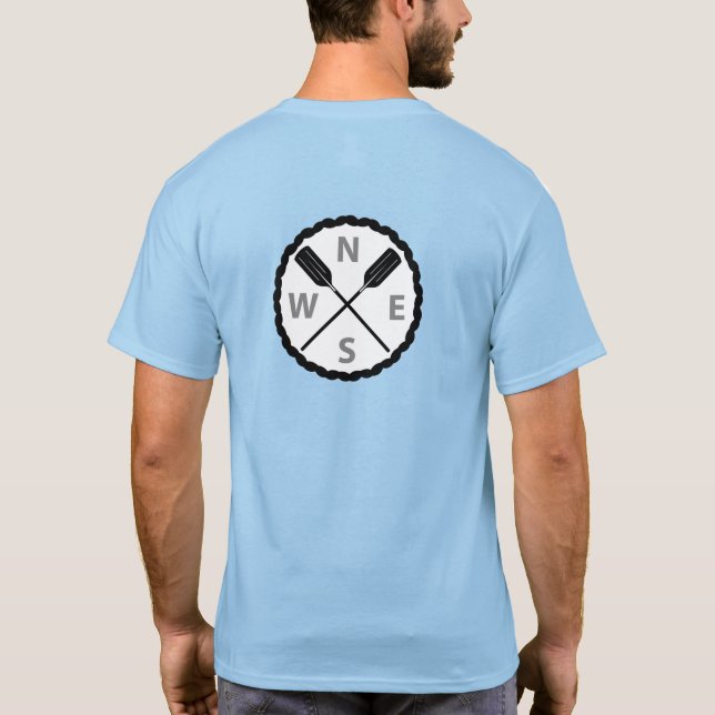 Paddle On Explorer Design - Herr Basic T-Shirt (Baksida)