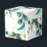 Påfågelsfjädrar Party Treat Box Presentaskar<br><div class="desc">Favoritlåda för fest visas i ett vackert tryck med påfågelsfjädrar. Anpassa denna artikel och lägg till den eller köp som den visas. Tips: Lägg till en dekal med namn och lägg till lite vackert band. Bild med licens Tips: Lägg bara till dina fantastiska godsaker och lägg till lite festligt band....</div>